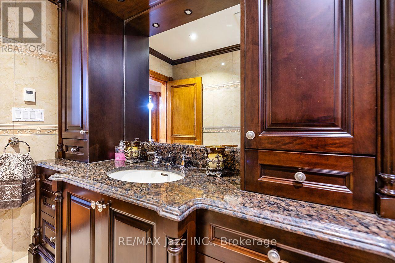 89 CRESTWOOD ROAD - 25