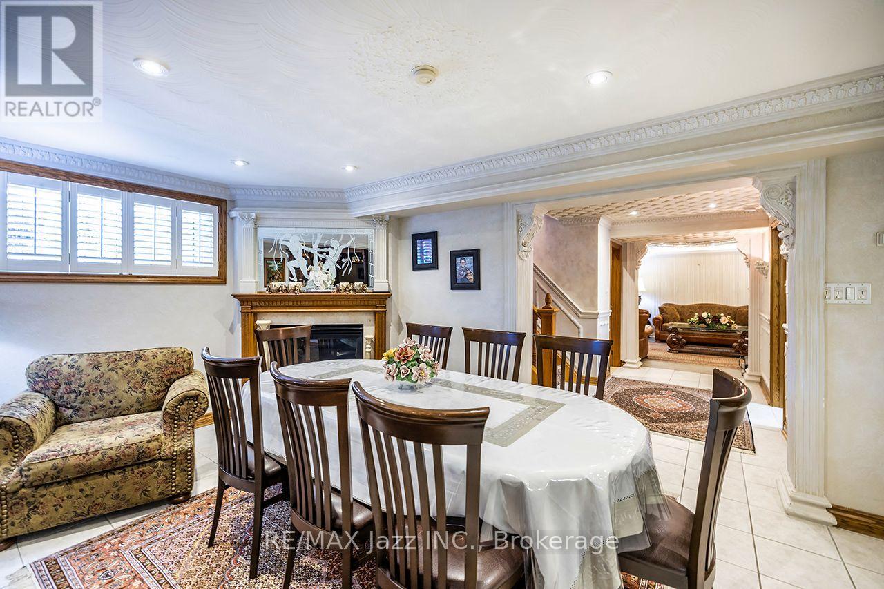 89 CRESTWOOD ROAD - 29
