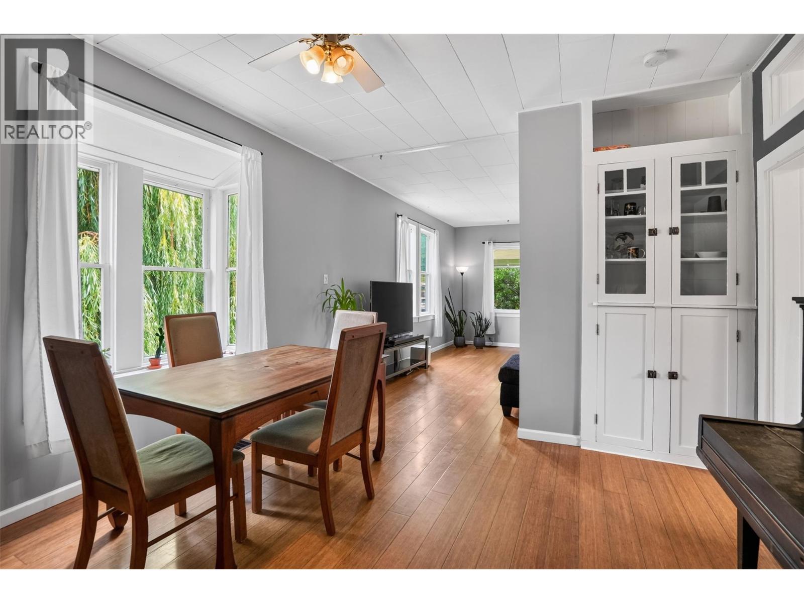 703 Pine Street - 14