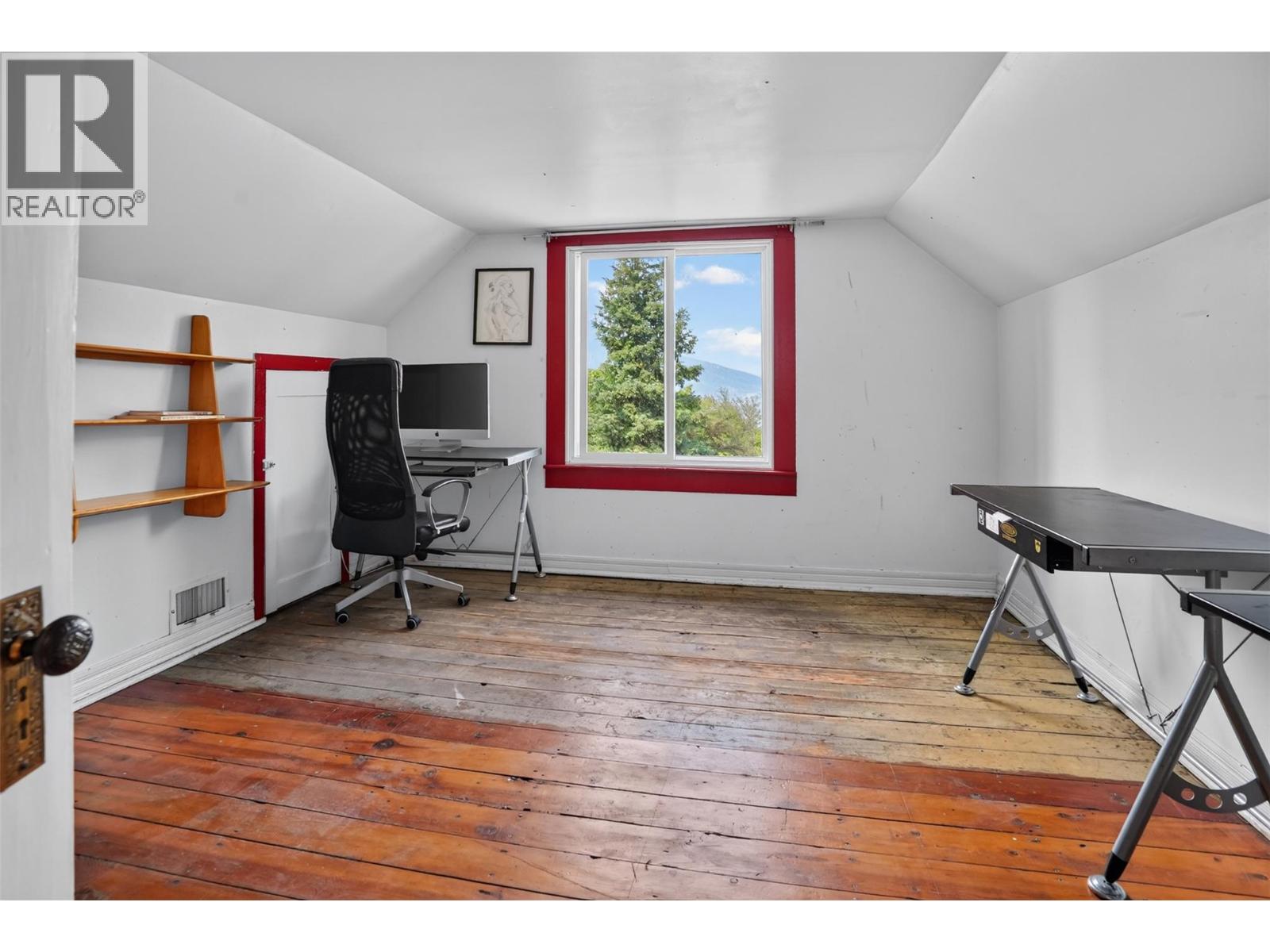 703 Pine Street - Image 35