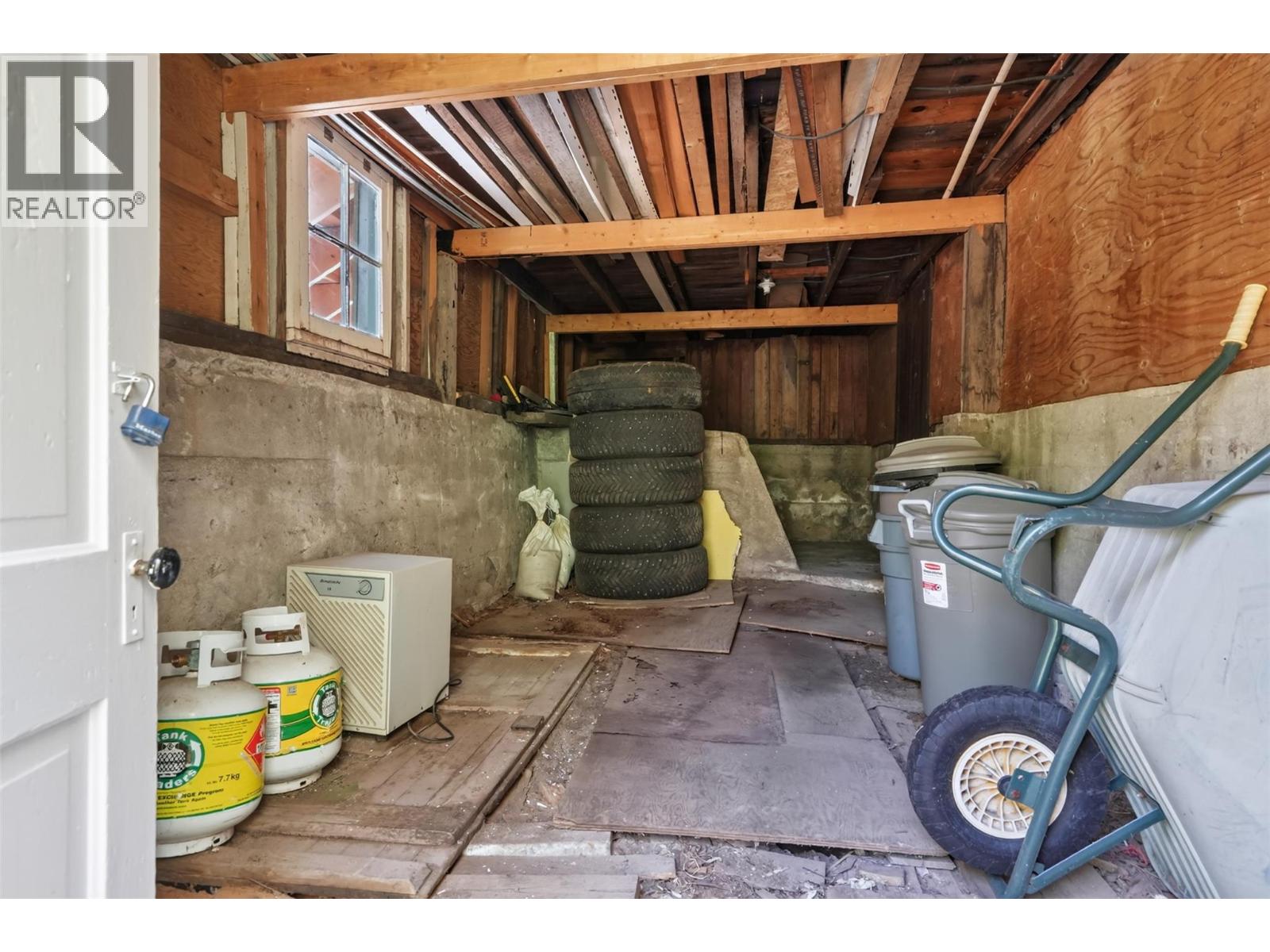 703 Pine Street - 47