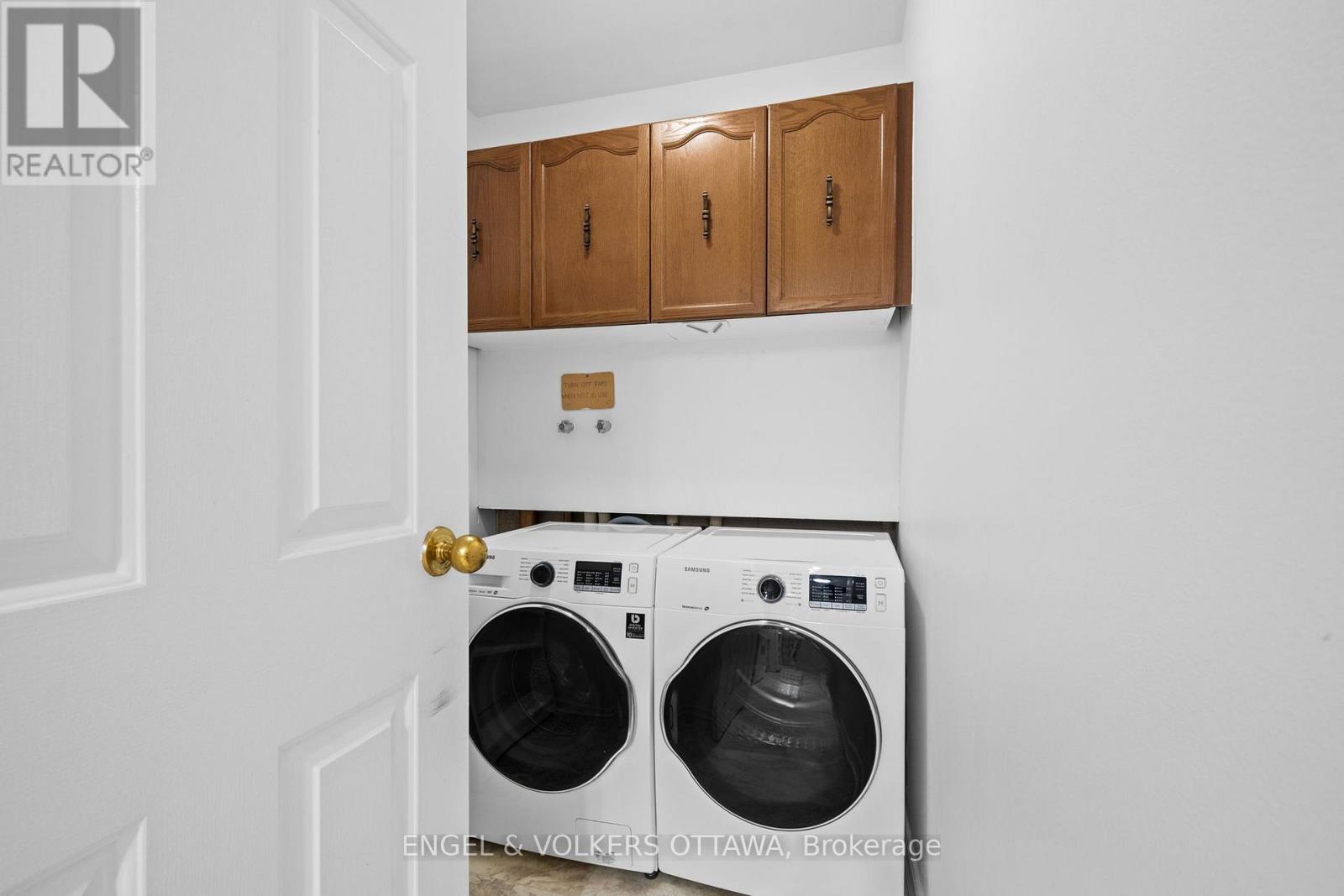 #104 2019 CARLING AVENUE - 23