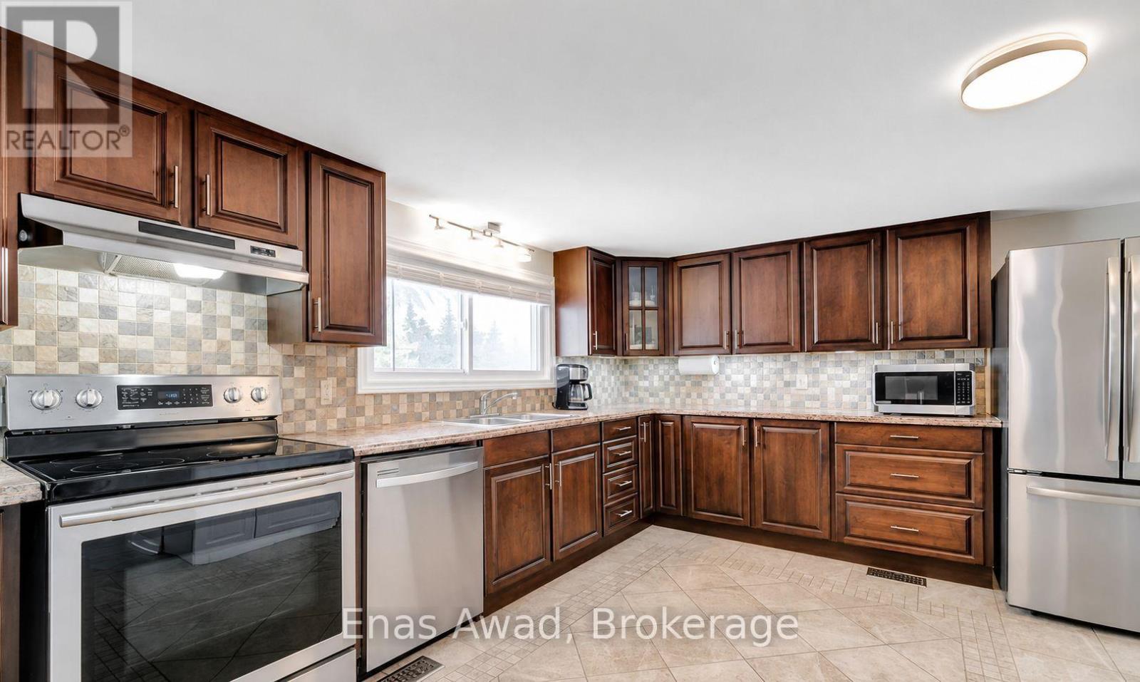 2 Bed, 1 Bath Multi-Family for Rent in Ottawa – 1 – 2490 MER BLEUE ROAD, Ottawa – MLS# X13624554 - Image 7