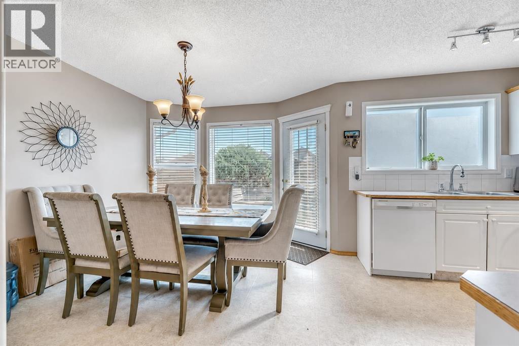 118 Tarington Close NE - 20