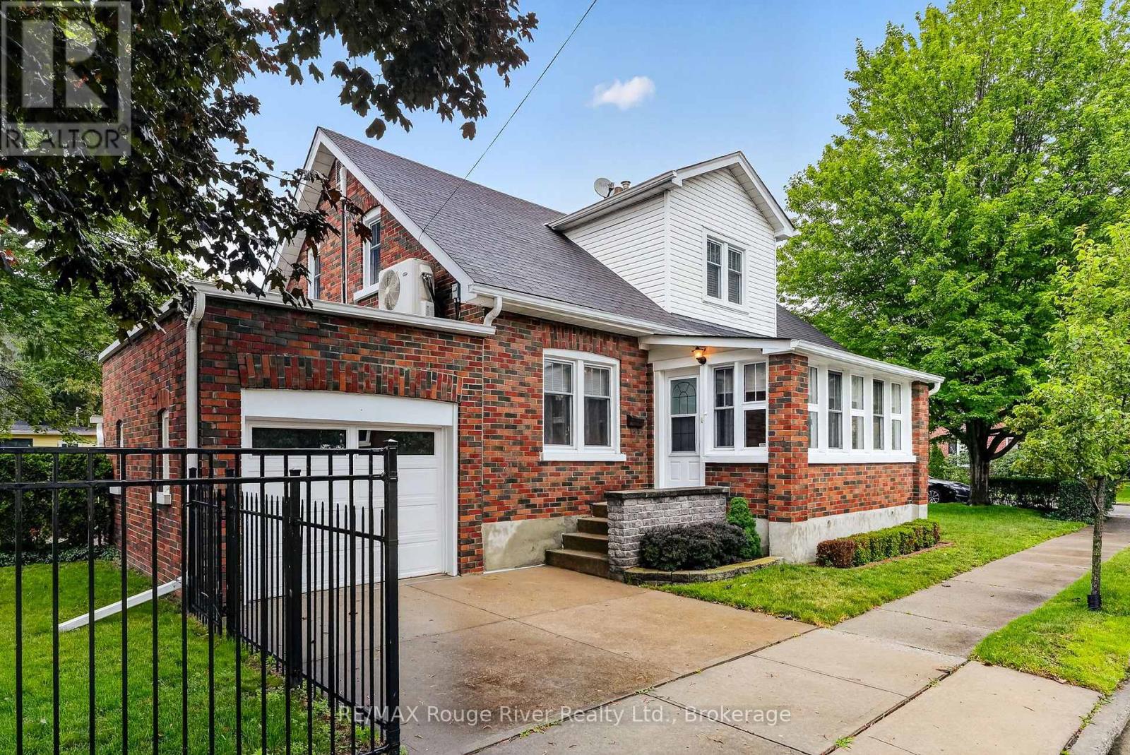 102 HAVELOCK STREET - 1
