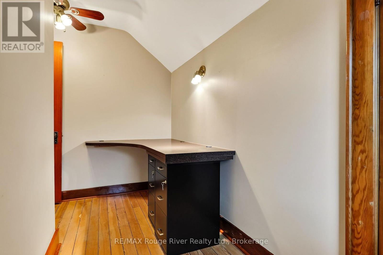 102 HAVELOCK STREET - 23