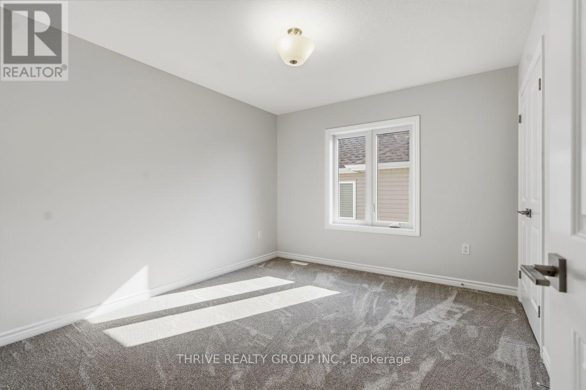 64 BASIL CRESCENT - 35