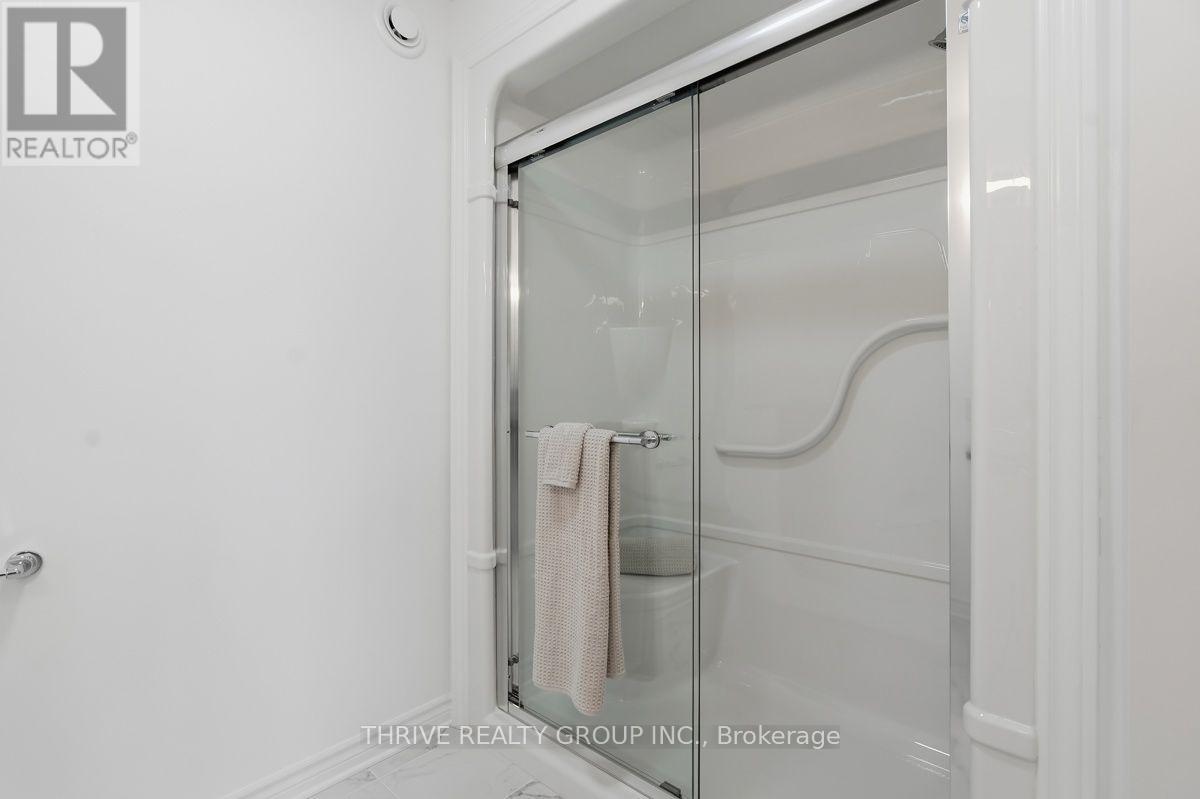 64 BASIL CRESCENT - 33
