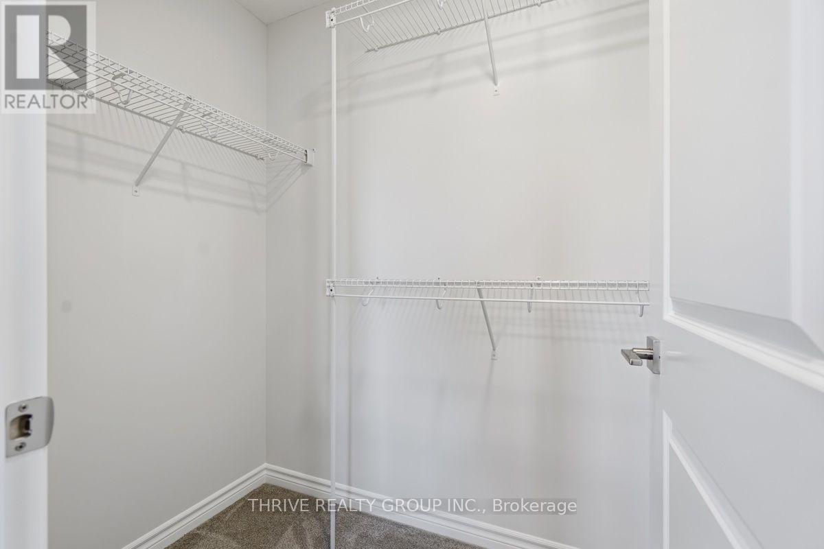 64 BASIL CRESCENT - Image 34
