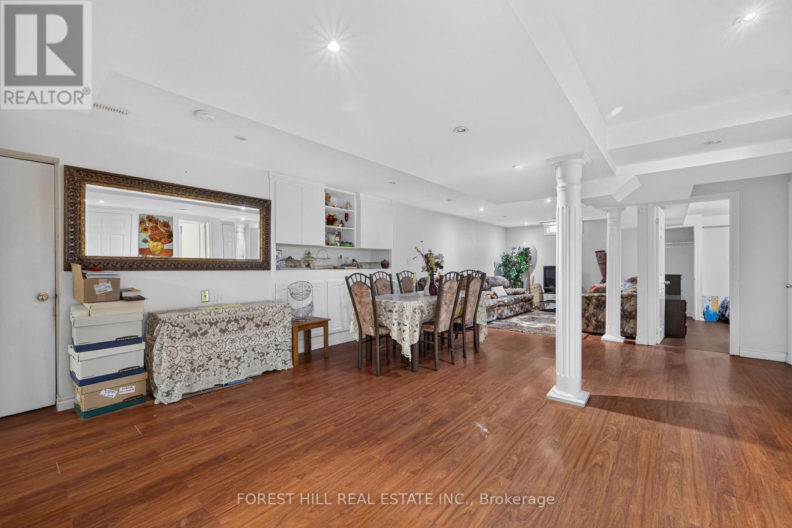 2 LUDFORD DRIVE - 31