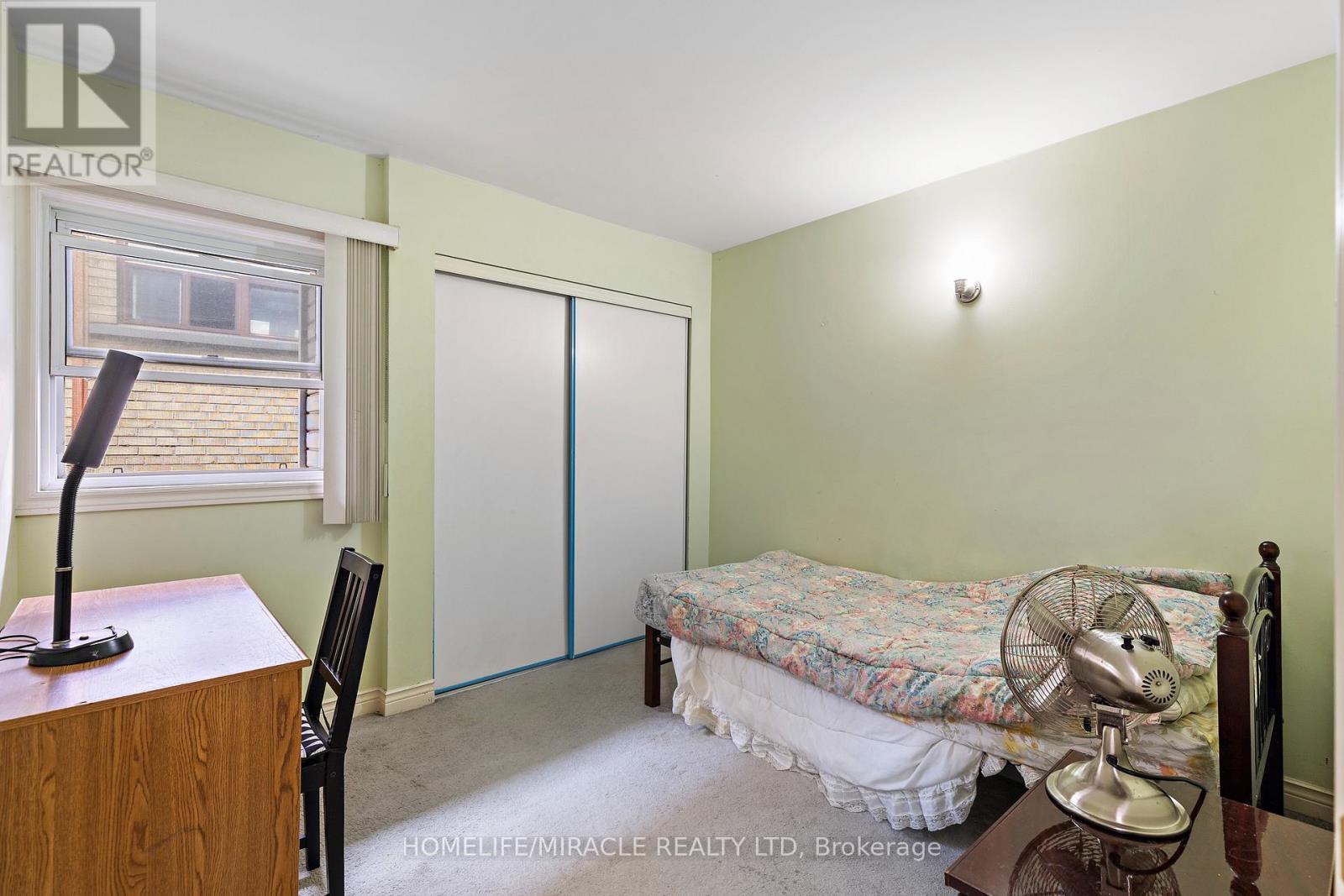 33 TORRENS AVENUE - 14