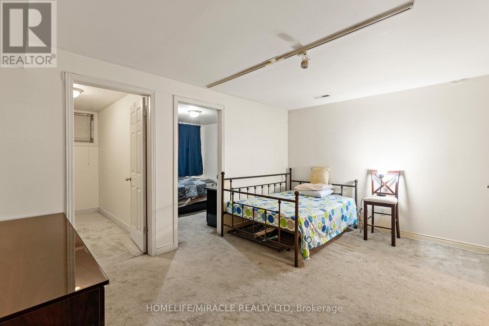 33 TORRENS AVENUE - Image 19