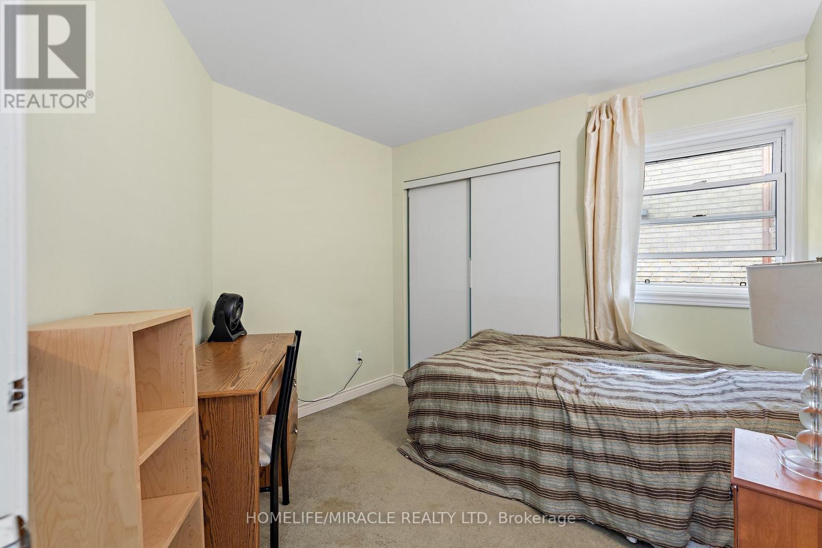 33 TORRENS AVENUE - 13