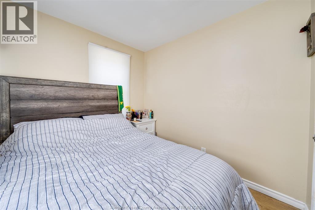 526 LESPERANCE - Image 14