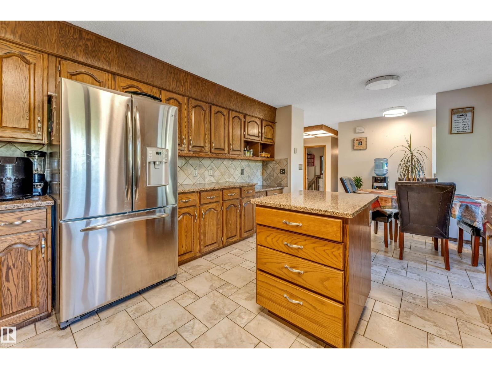 #458 23109 TWP ROAD 514 - 27