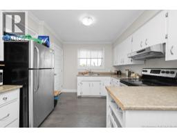 21 Spruce Street, photo 11