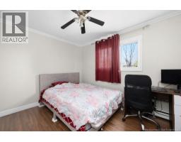 21 Spruce Street, photo 15