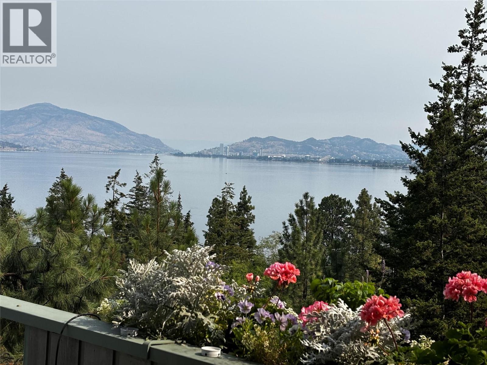  424 Edgemont Court, Kelowna