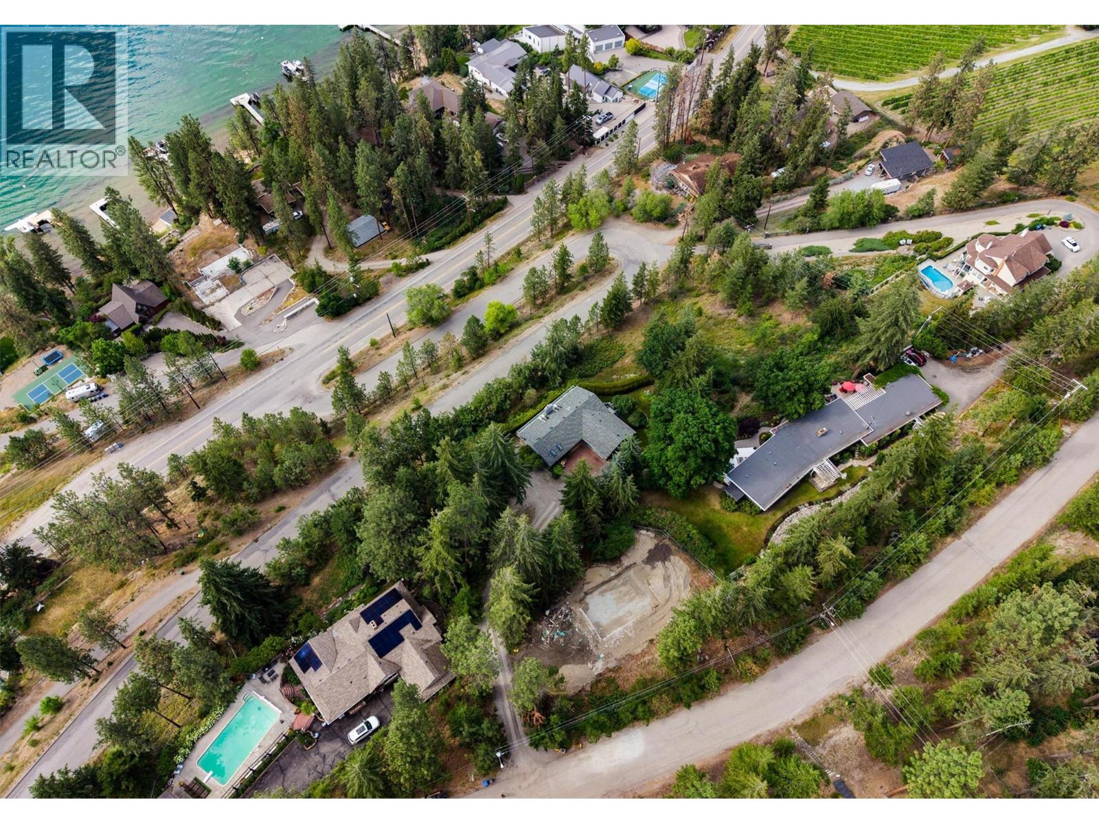 424 Edgemont Court - 69