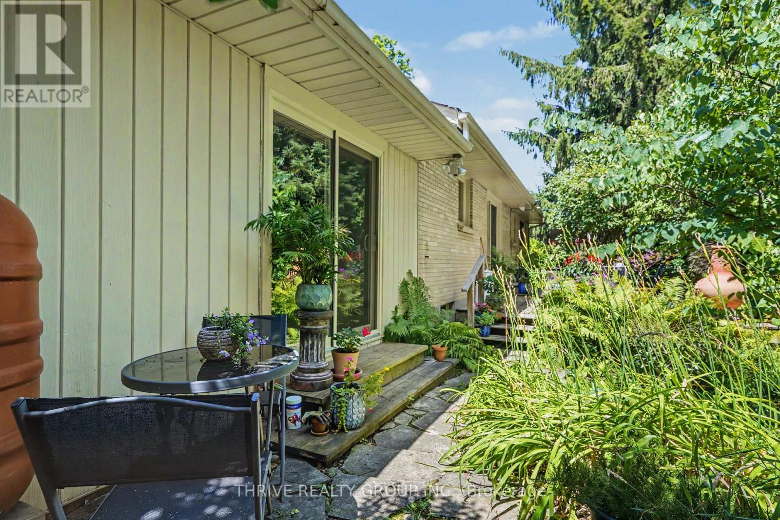 665 KILDARE ROAD - Image 37