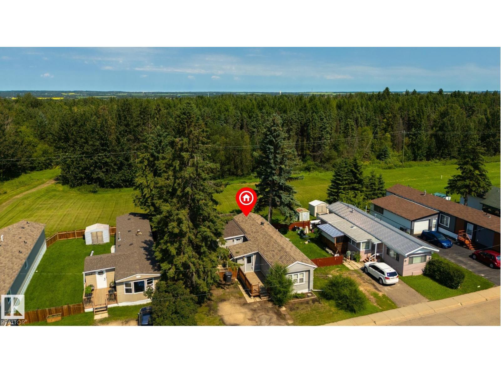 #35 305 Calahoo RD, Mobile City Estate, Spruce Grove photo 1