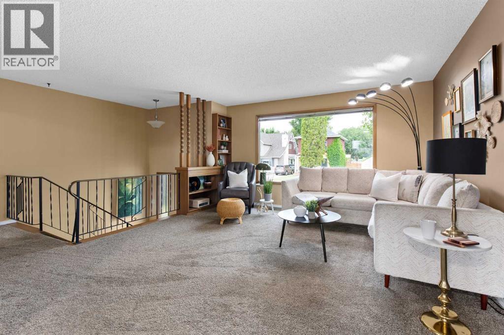 447 8 Street SE - 5
