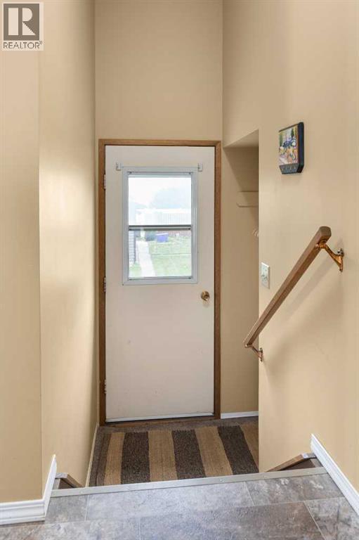 447 8 Street SE - 15
