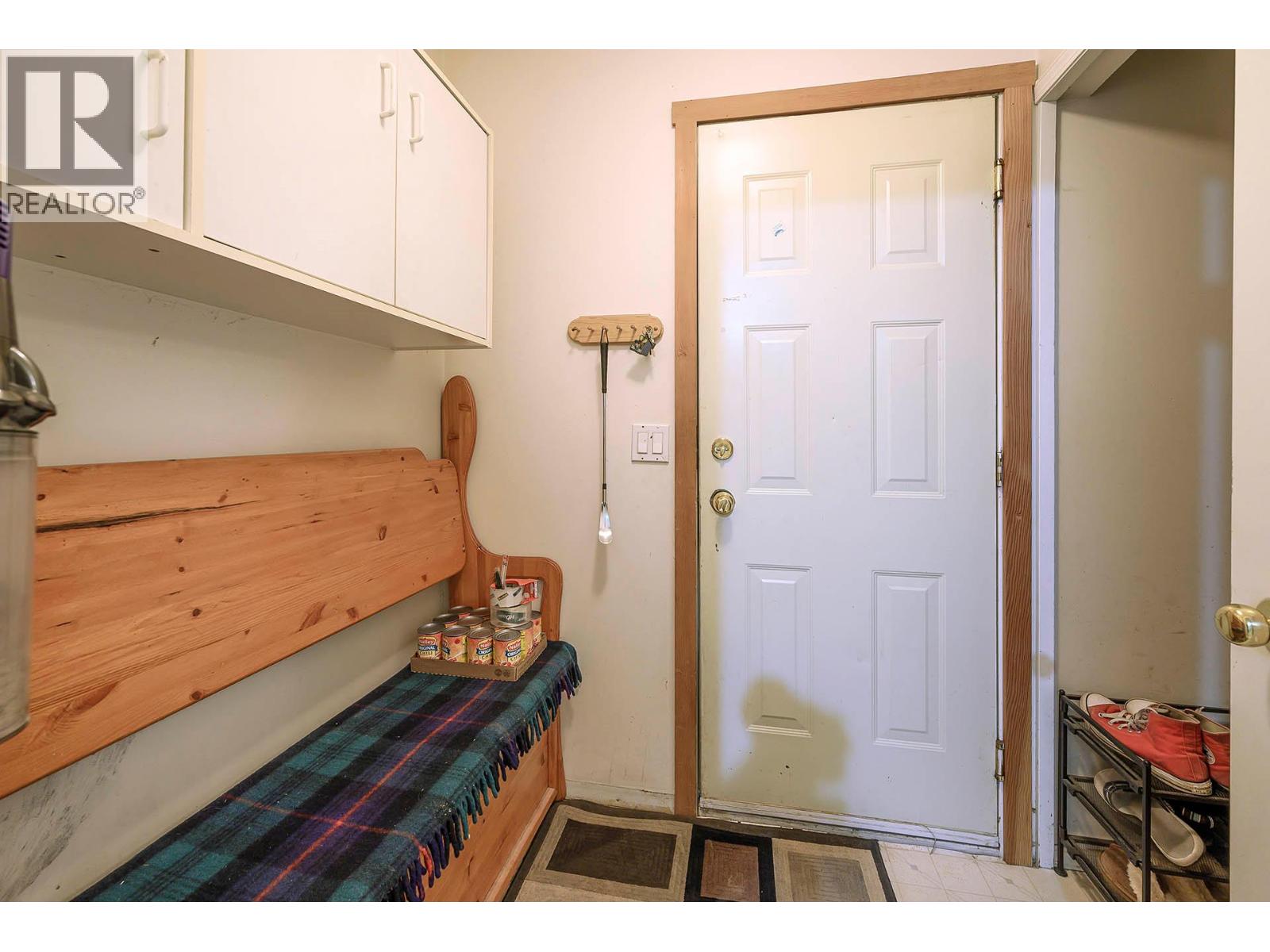443 REIGHMOUNT Drive - 41