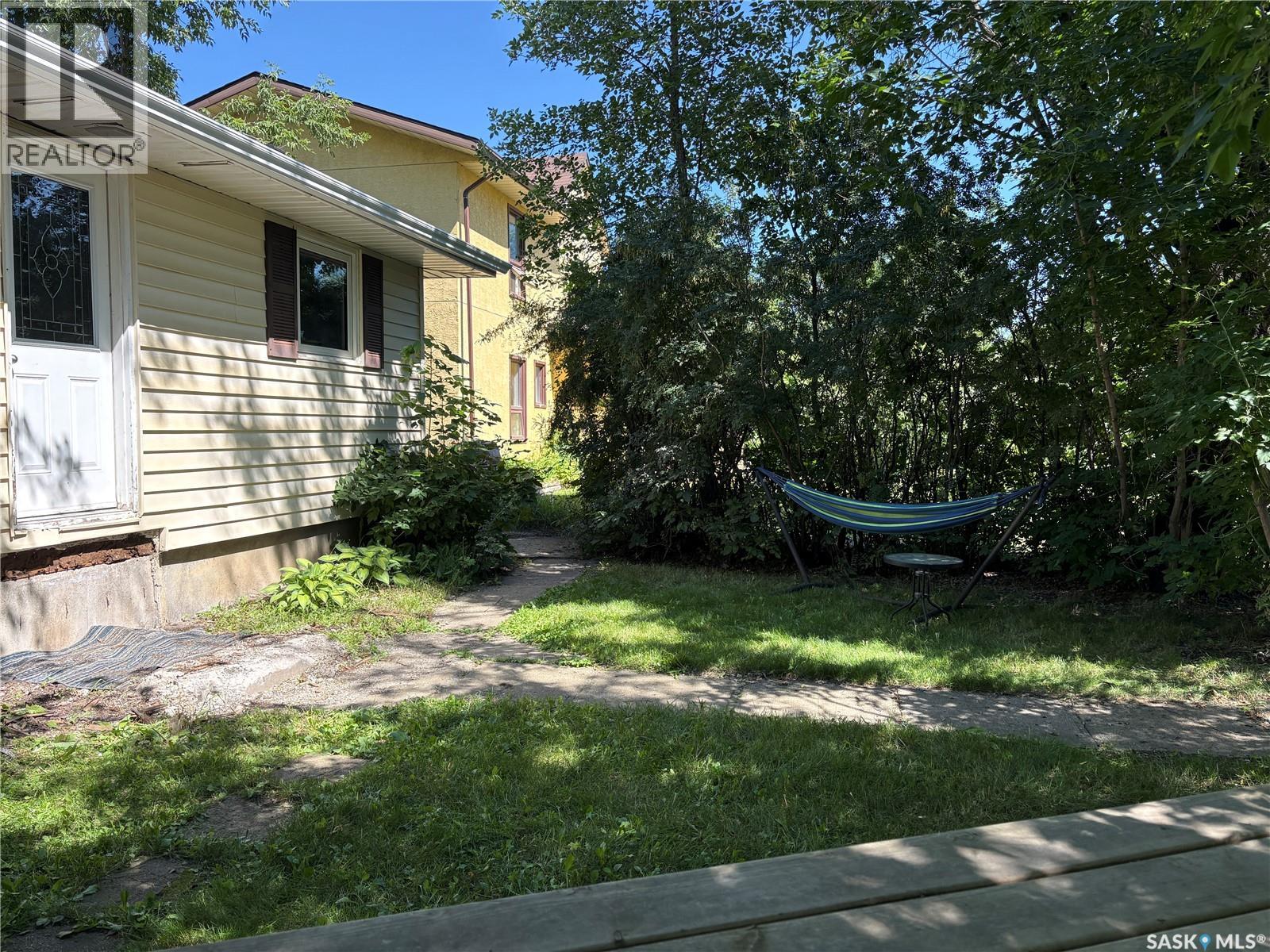 16 29th STREET E - Image 30
