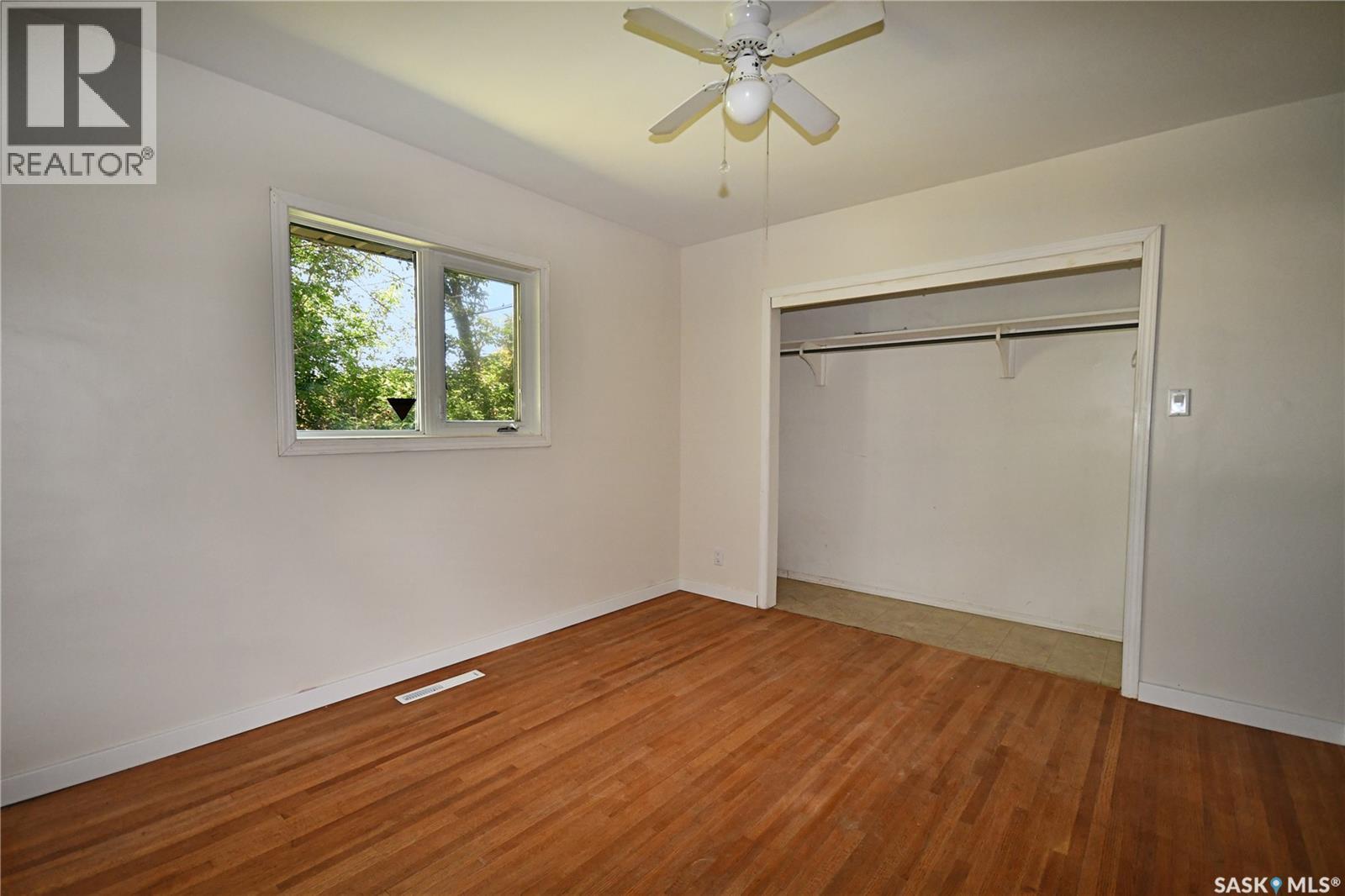 16 29th STREET E - Image 8