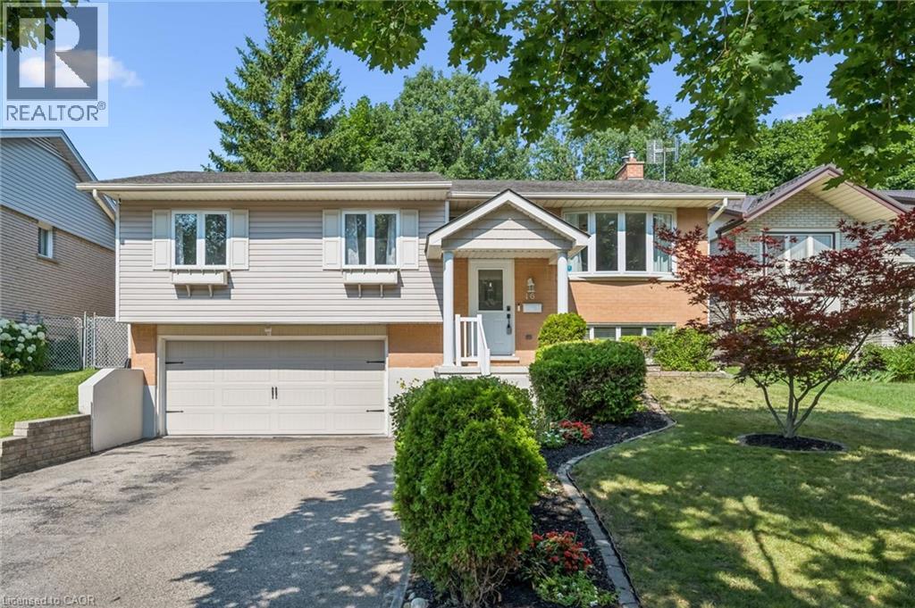 16 NIPIGON Street - 1