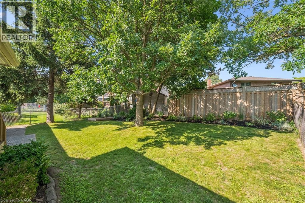 16 NIPIGON Street - 35