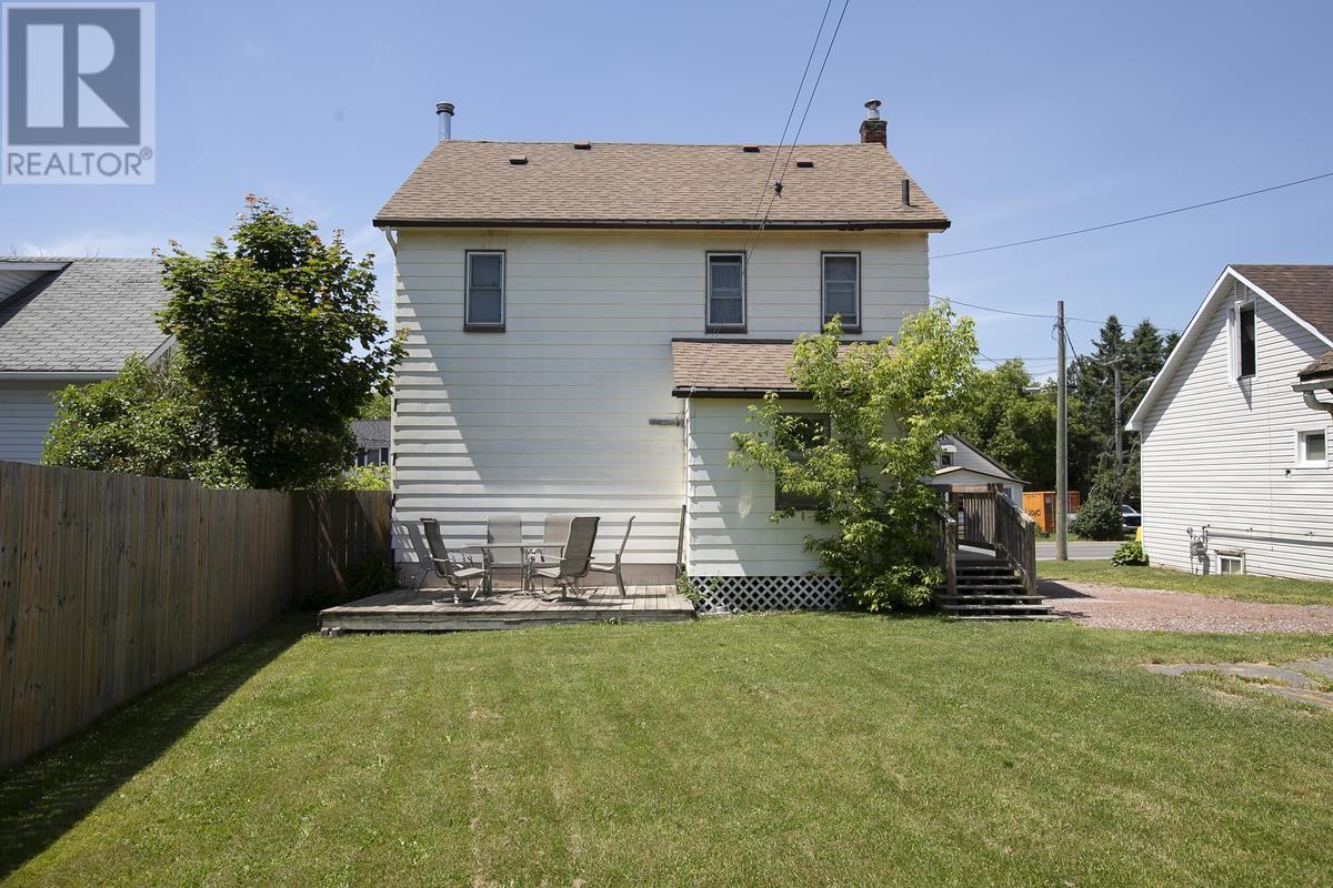 458 North ST - Image 12