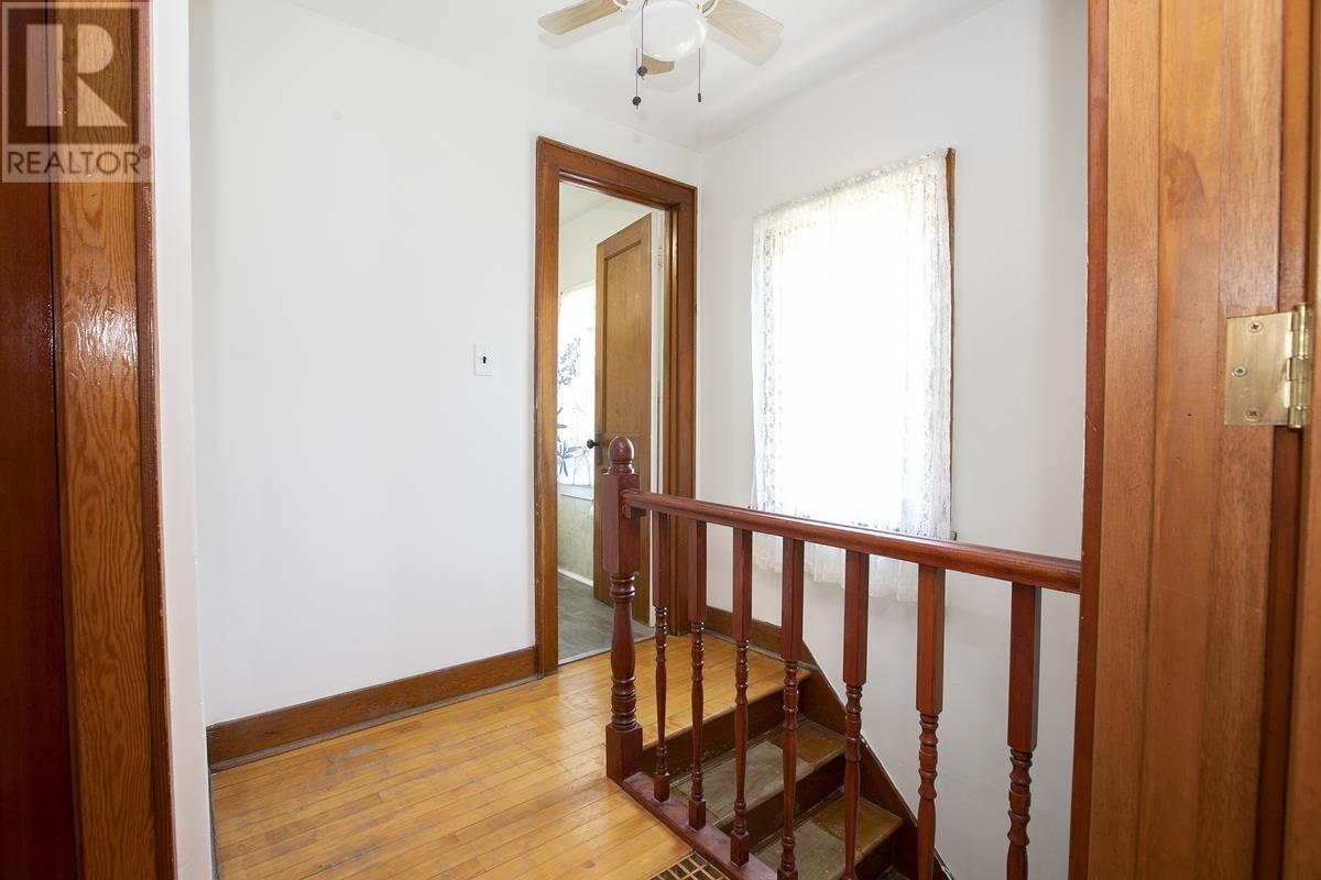 458 North ST - Image 32