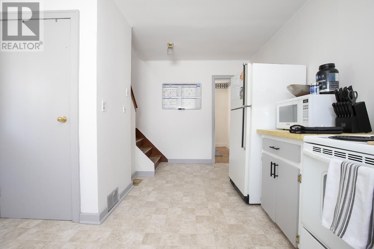 458 North ST - 24