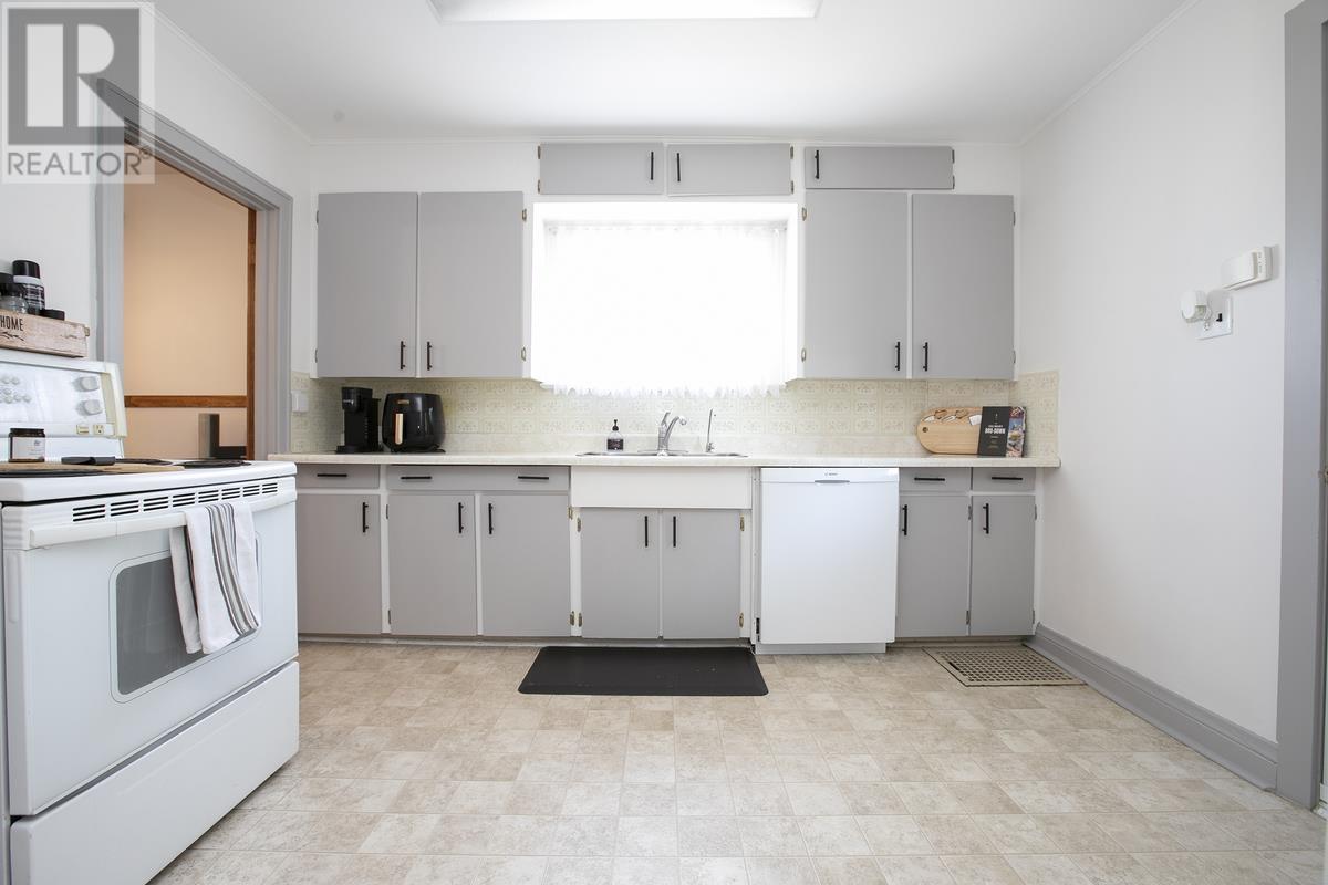 458 North ST - 26