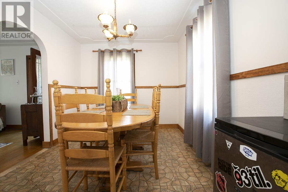 458 North ST - Image 22