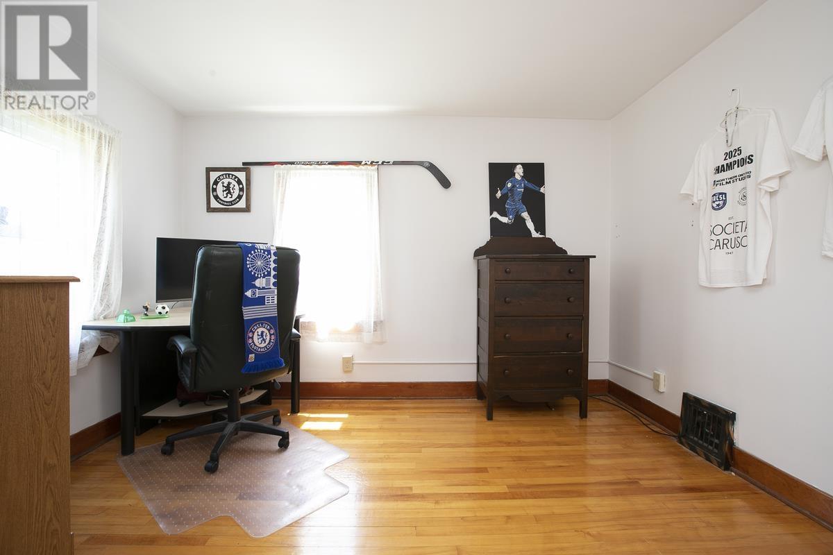 458 North ST - Image 34