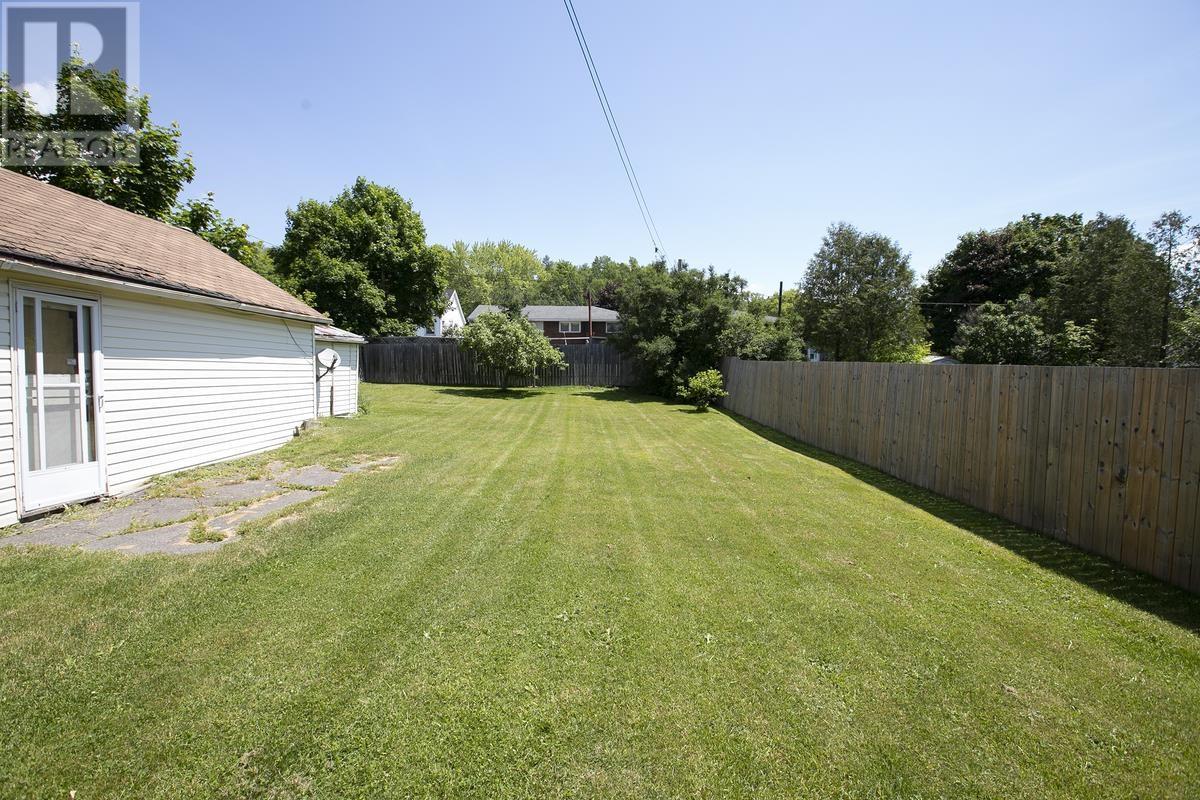 458 North ST - Image 7
