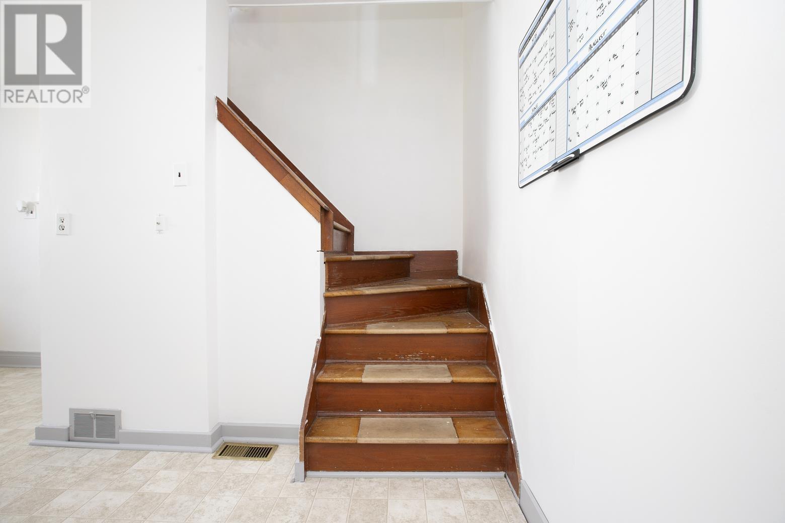 458 North ST - 31