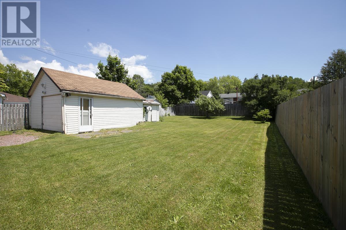 458 North ST - 8