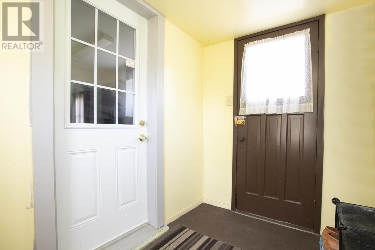 458 North ST - 50