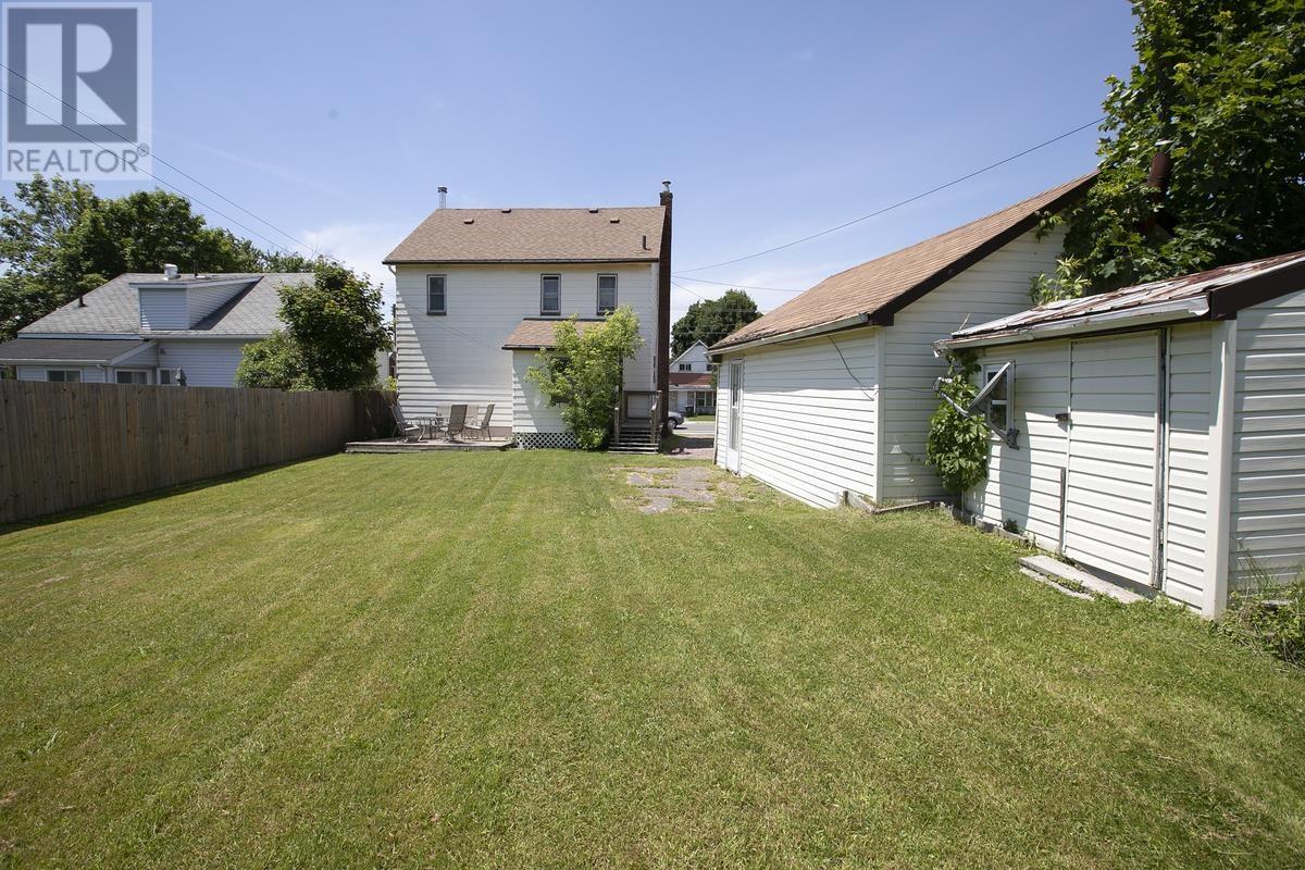 458 North ST - Image 9