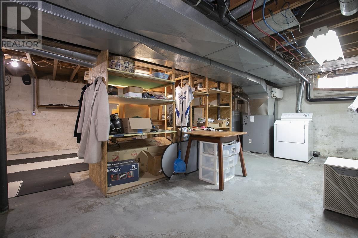 458 North ST - Image 43