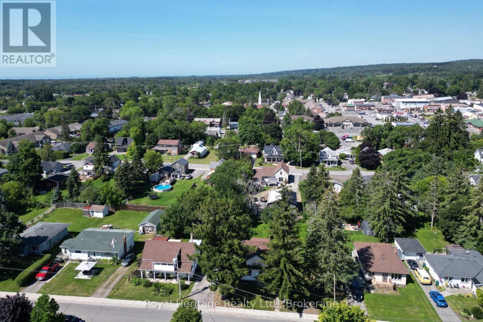 12 DUFFERIN STREET - Image 32