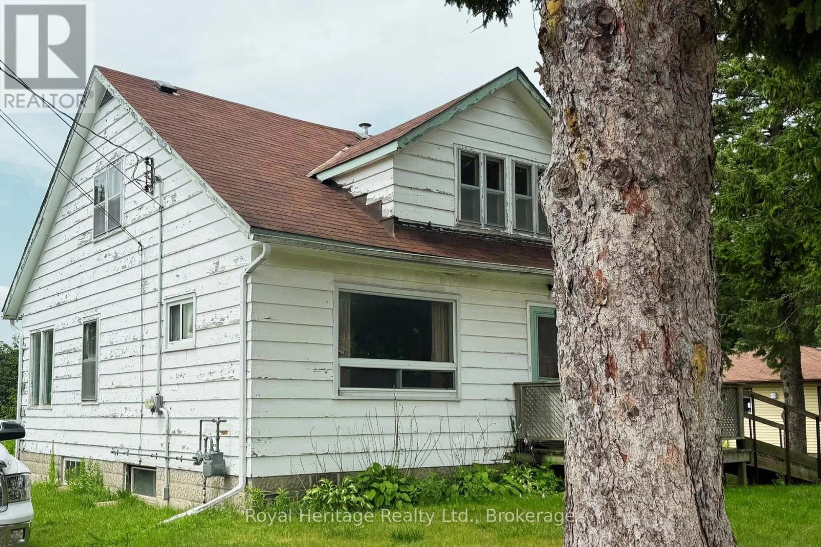 12 DUFFERIN STREET - 4
