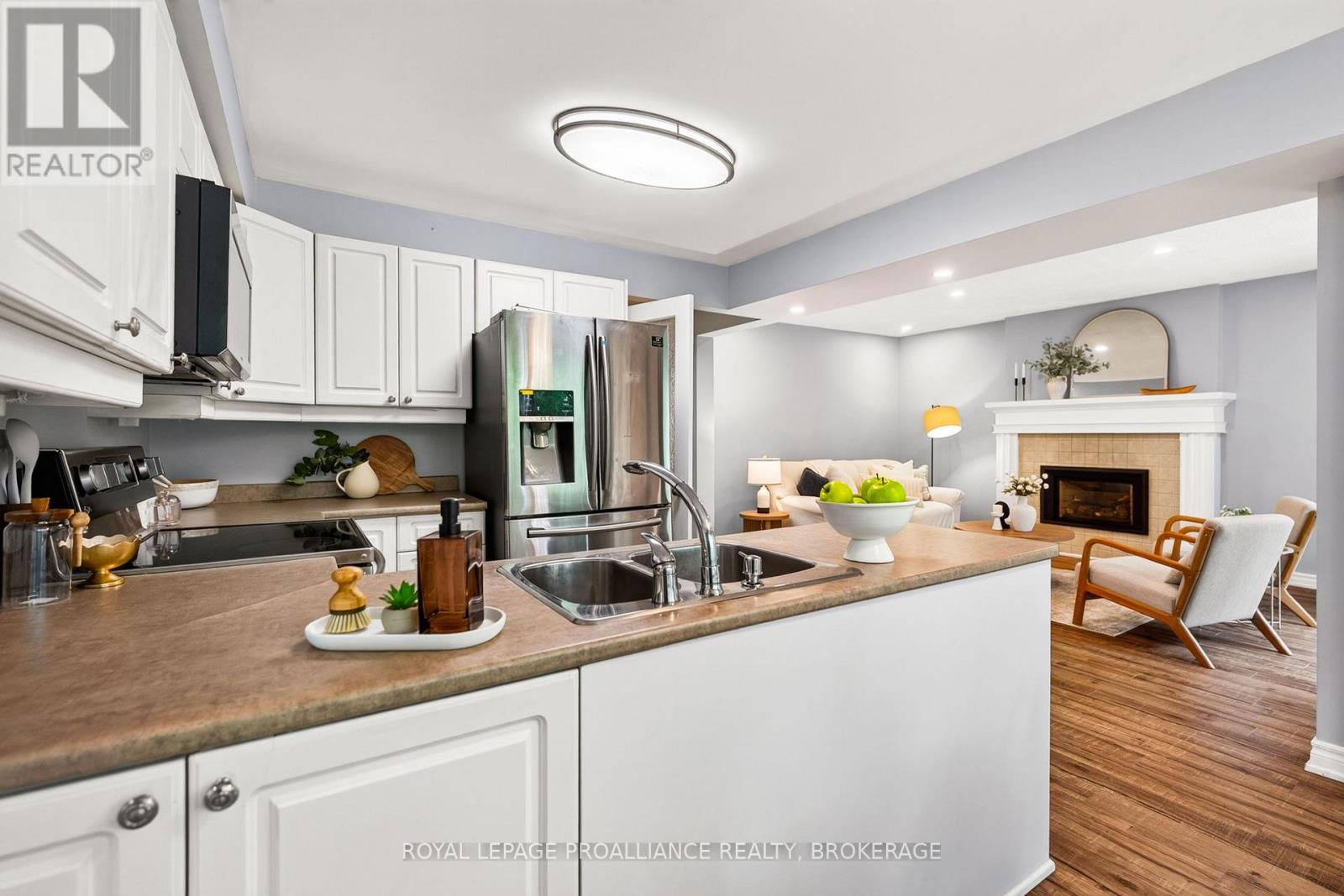 1093 BAUDER CRESCENT - Image 13