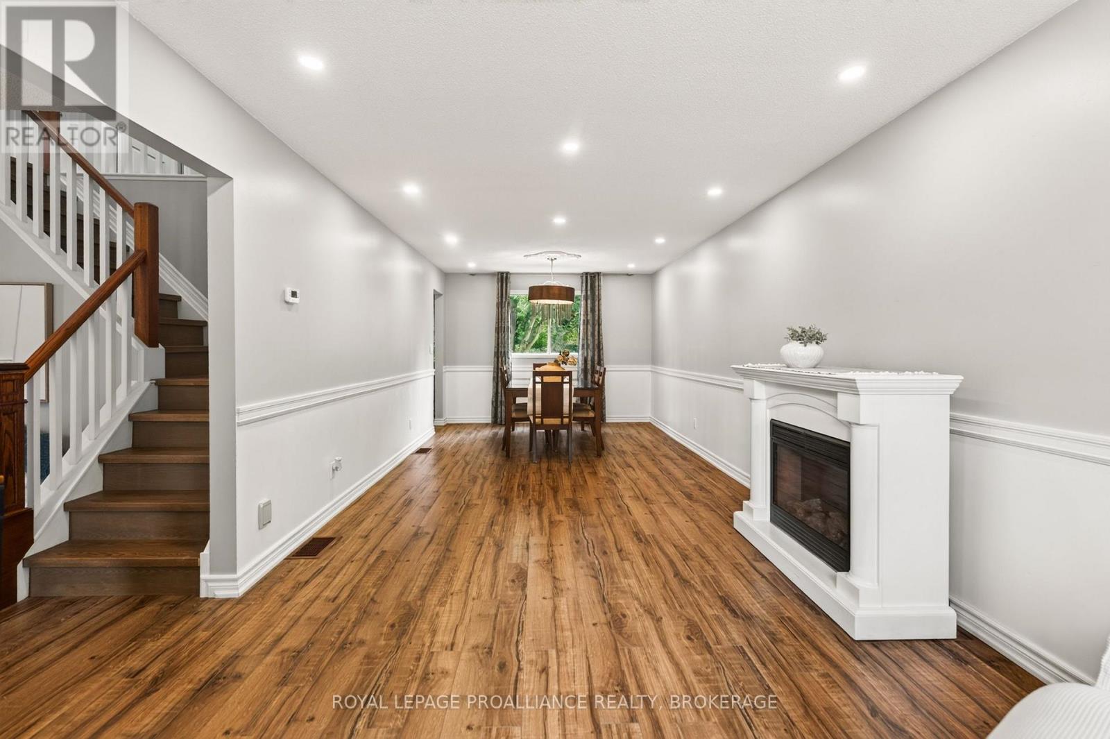 1093 BAUDER CRESCENT - Image 7
