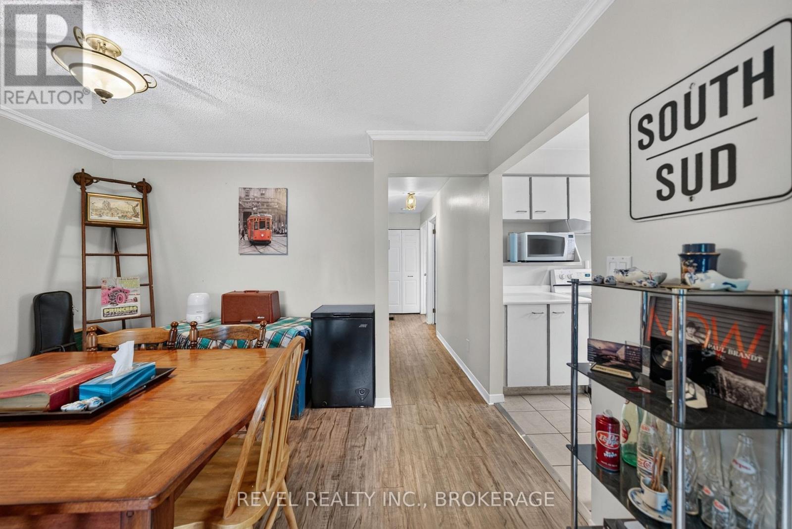 986 KILLARNEY CRESCENT - 7