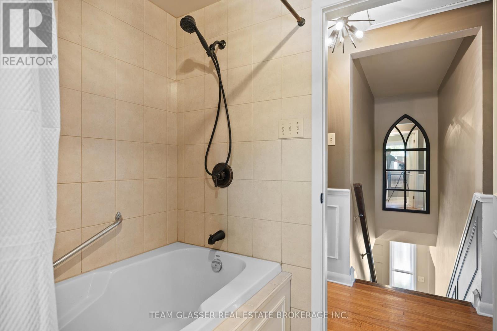 20 PARKVIEW DRIVE - Image 28